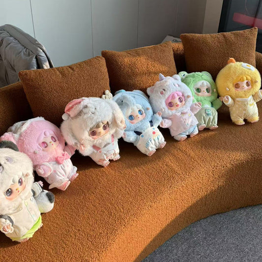<tc>Yooki</tc> 400% Grande Poupée <tc>Series</tc> Store en peluche <tc>Box</tc>