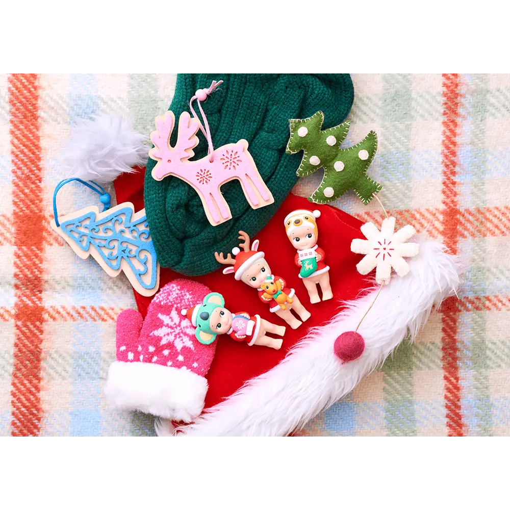 Christmas Present from Sonny Angel - Surprey