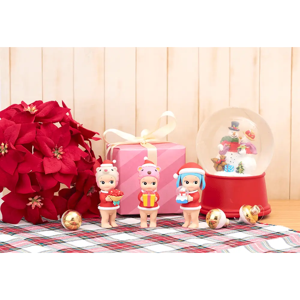 Christmas Present from Sonny Angel - Surprey