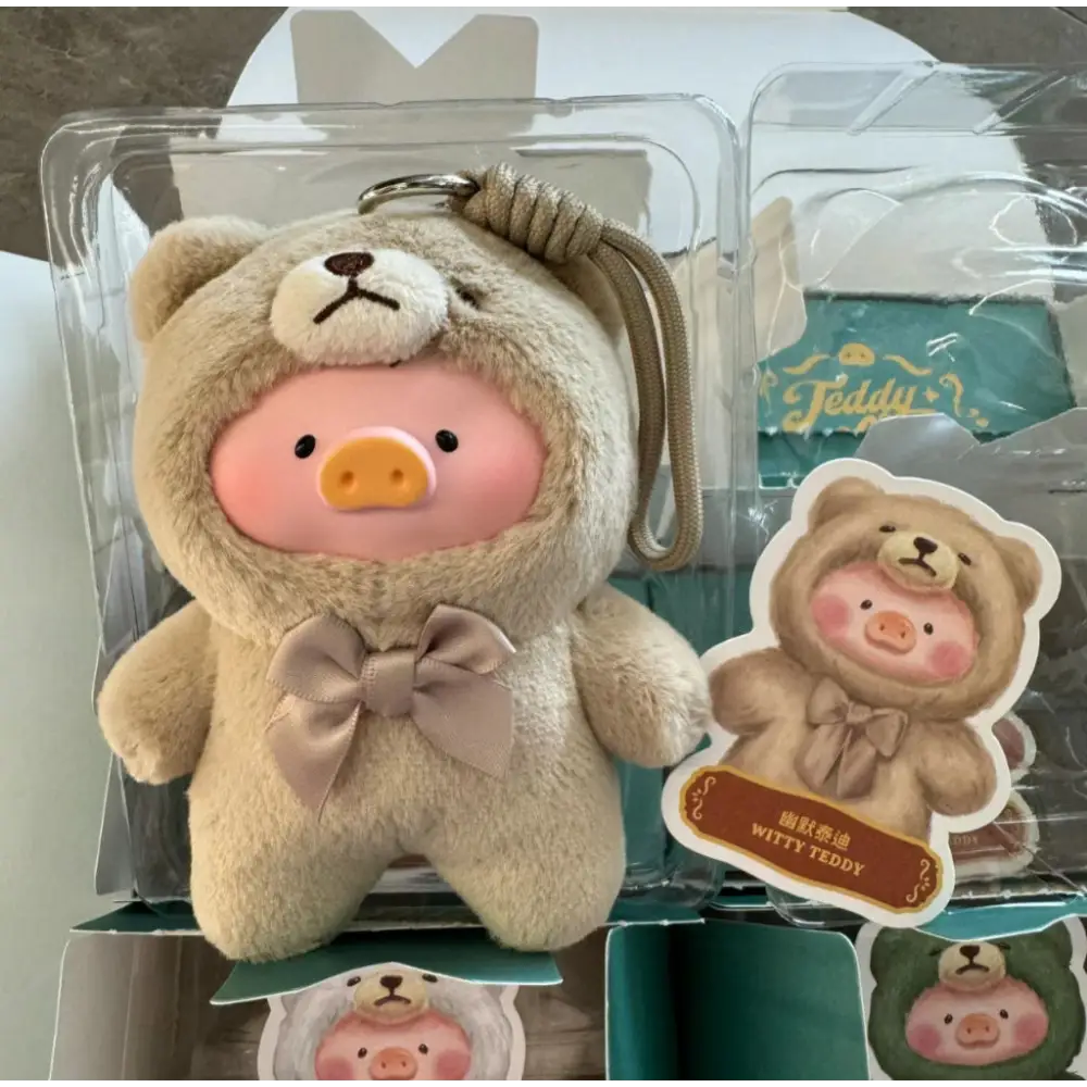 LuLu the Piggy - Vintage Teddy Shop Vinyl Face Blind Box - Surprey