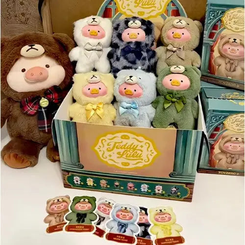 LuLu the Piggy - Vintage Teddy Shop Vinyl Face Blind Box - Surprey