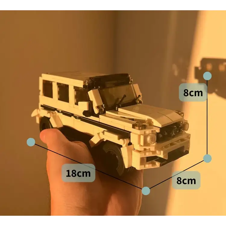 Mercedes-Benz G63 AMG building block car - Surprey