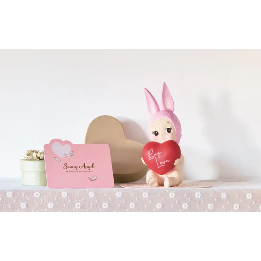 Sonny Angel Master Collection Heart Rabbit Series - Surprey