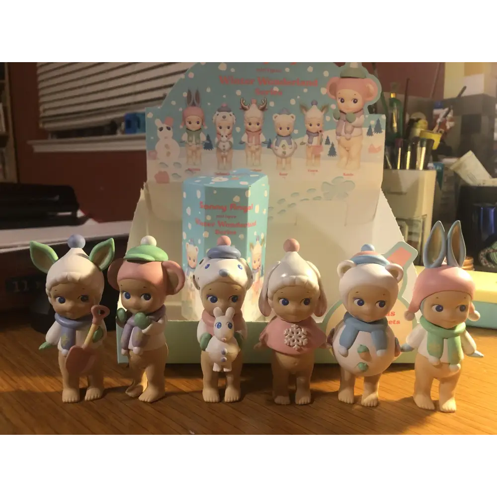 Sonny Angel Winter Wonderland Series - Surprey