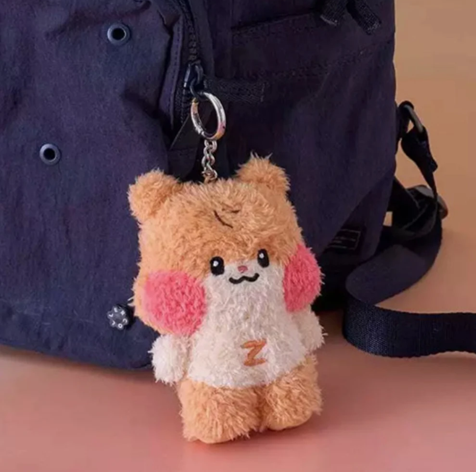 ZB1 Puppe Keychain
