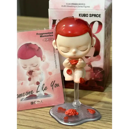 KUBO Breathing In Series Figures Opened - Surprey