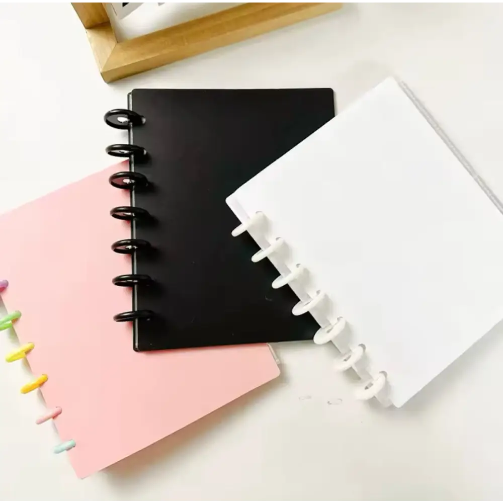Premium 4-pocket toploader binder for card collectors - Surprey