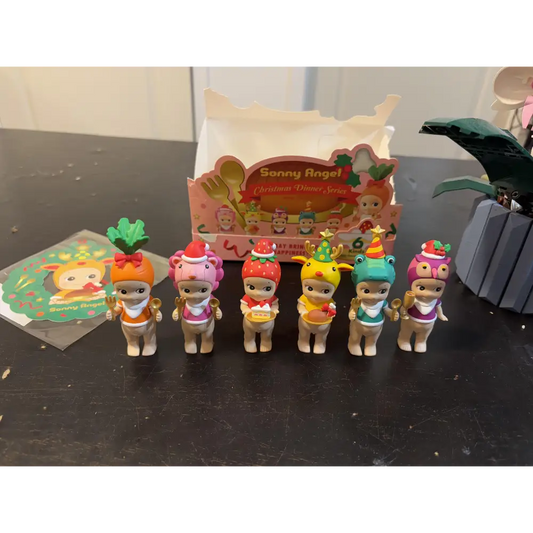 Sonny Angel Christmas Dinner Series - Surprey